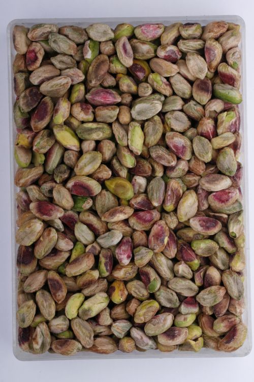 Pistazienkerne ganz, mit Haut